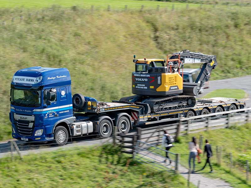 Transporteur porte-char Massy